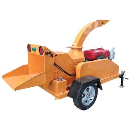 Mobile Chipper lemn