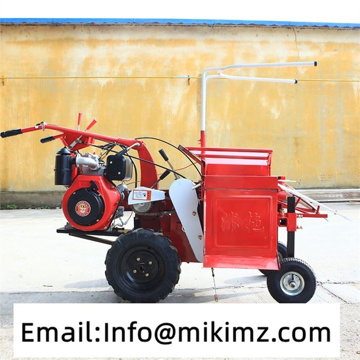 Combină de recoltat mini porumb
