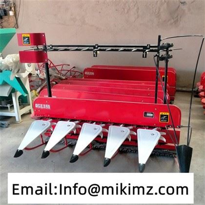 Mașină de recoltat porumb uscat și umed